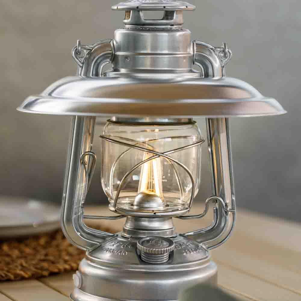 Feuerhand LED Laterne Baby Special 276 Zinc-Plated bis 150 Lumen von Feuerhand