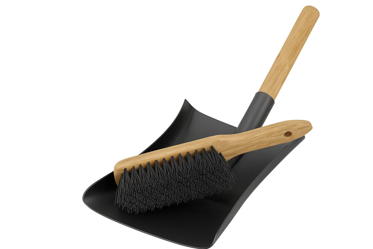 BLACK OAK Kamin Kehrset aus Metall und Holz - Robuste Schaufel & Bürste für Haushalt und Ofen - 2-teilig