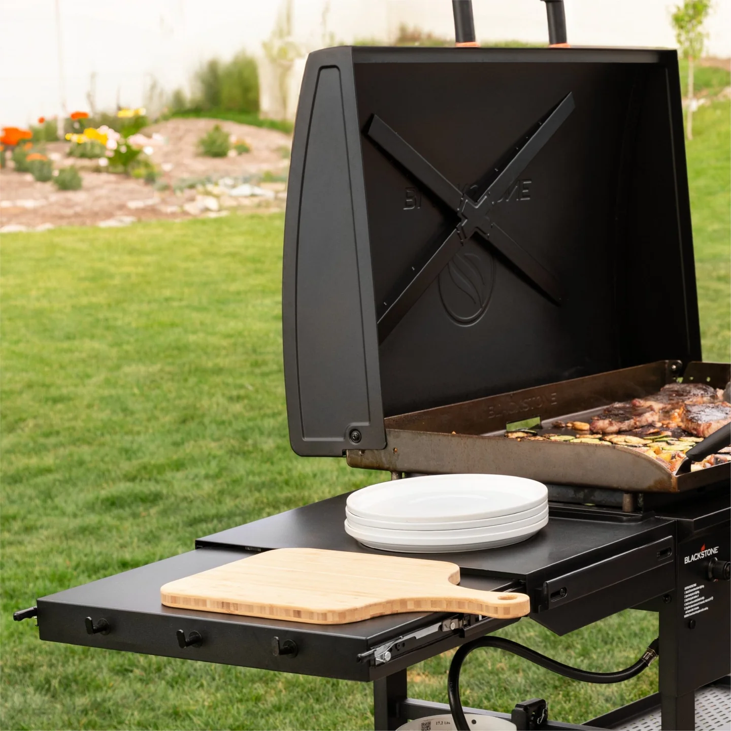 Blackstone 36 Omnivore Griddle 91 x 55 cm inkl. Deckel | Plancha Gasgrill 17,5 kW von Blackstone