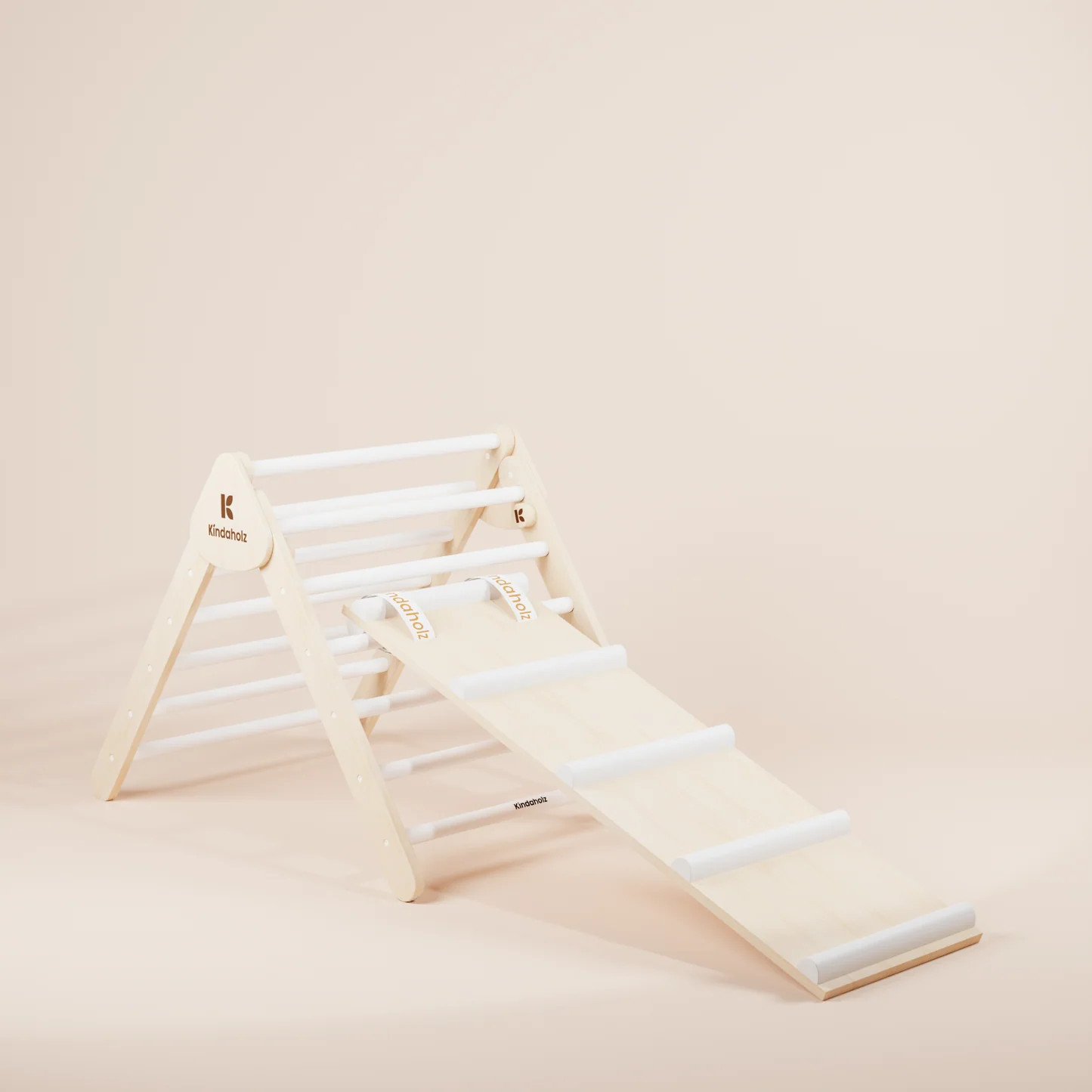 Kindaholz SAMI Kletterdreieck mit MIKA Rutschrampe Weiß Indoor Kletterset aus FSC-Holz von Kindaholz