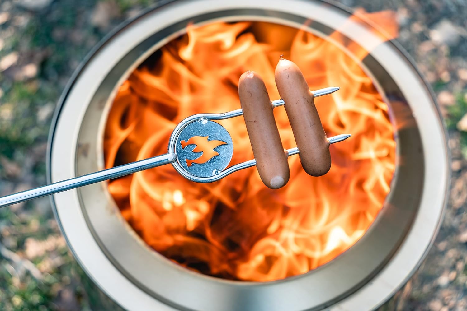 Solo Stove Grillspieße für Feuerschale 4 Stück | Marshmallows - Stockbrot - Würstchen von Solo Stove Solo Stove Grillspieße für Feuerschale 4 Stück | Marshmallows - Stockbrot - Würstchen von Solo Stove