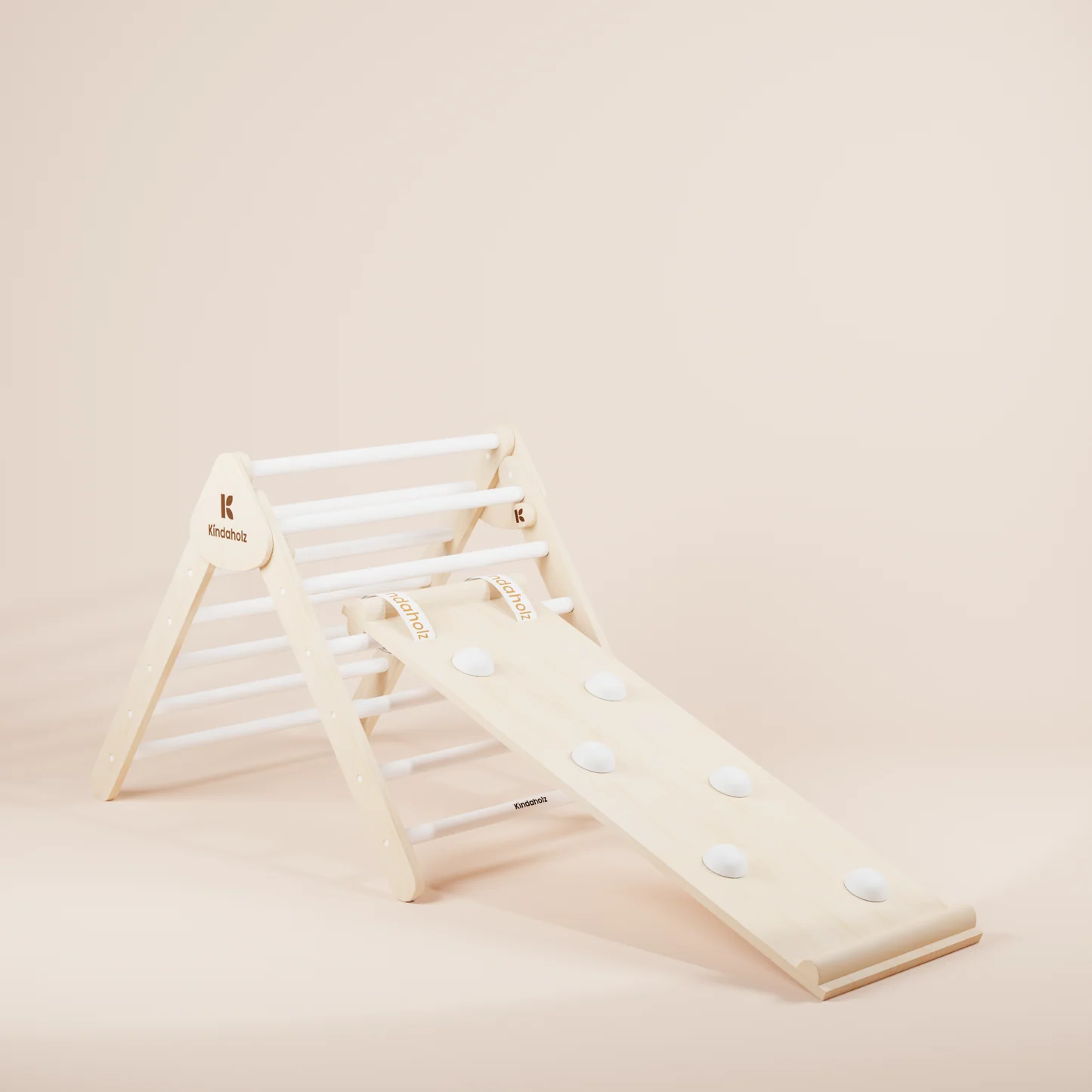 Kindaholz SAMI Kletterdreieck mit NOAH Rutschrampe Weiß Indoor Kletterset aus FSC Holz von Kindaholz
