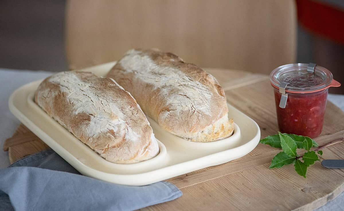 DENK Keramik Baguettebäcker | Die patentierte Backplatte für Baguettes und Hefegebäck | BAB von DENK Keramik