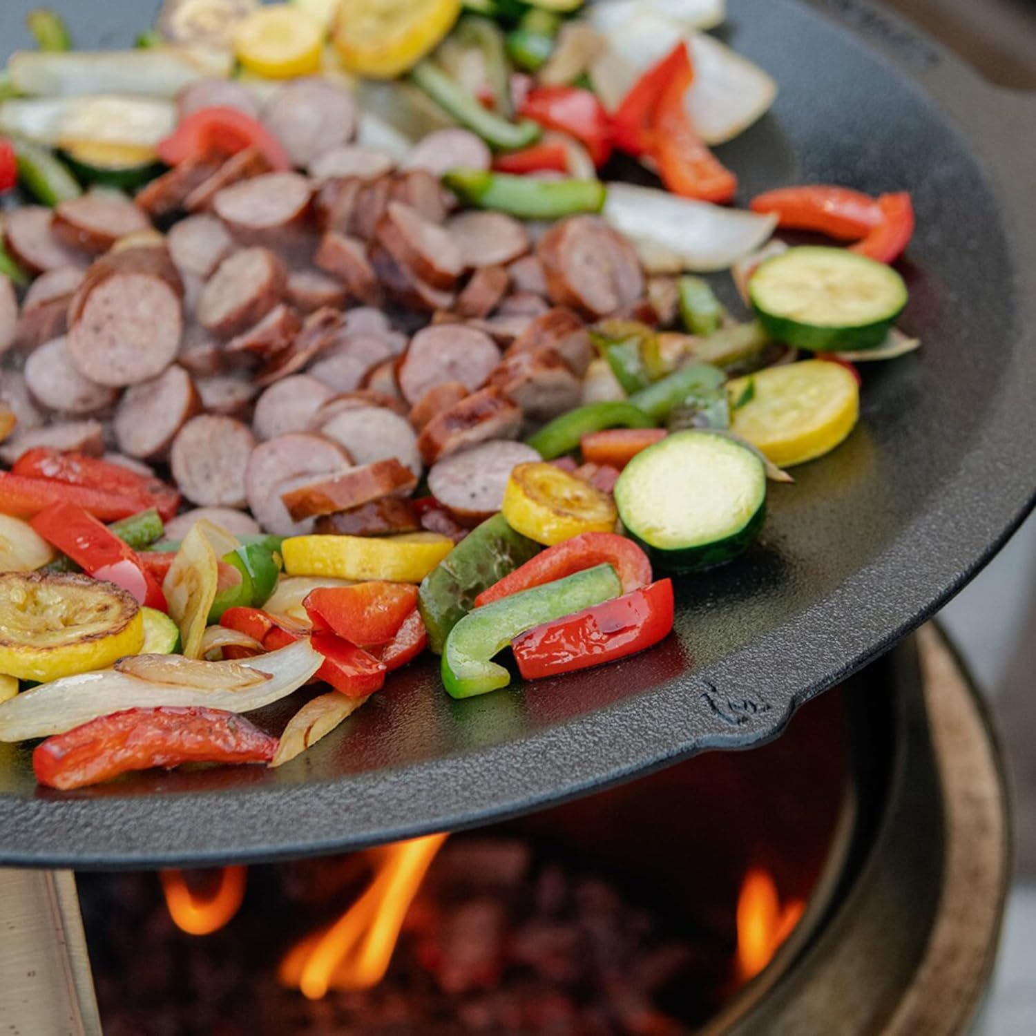 Solo Stove Bonfire Cast Iron Wok Top + Hub
