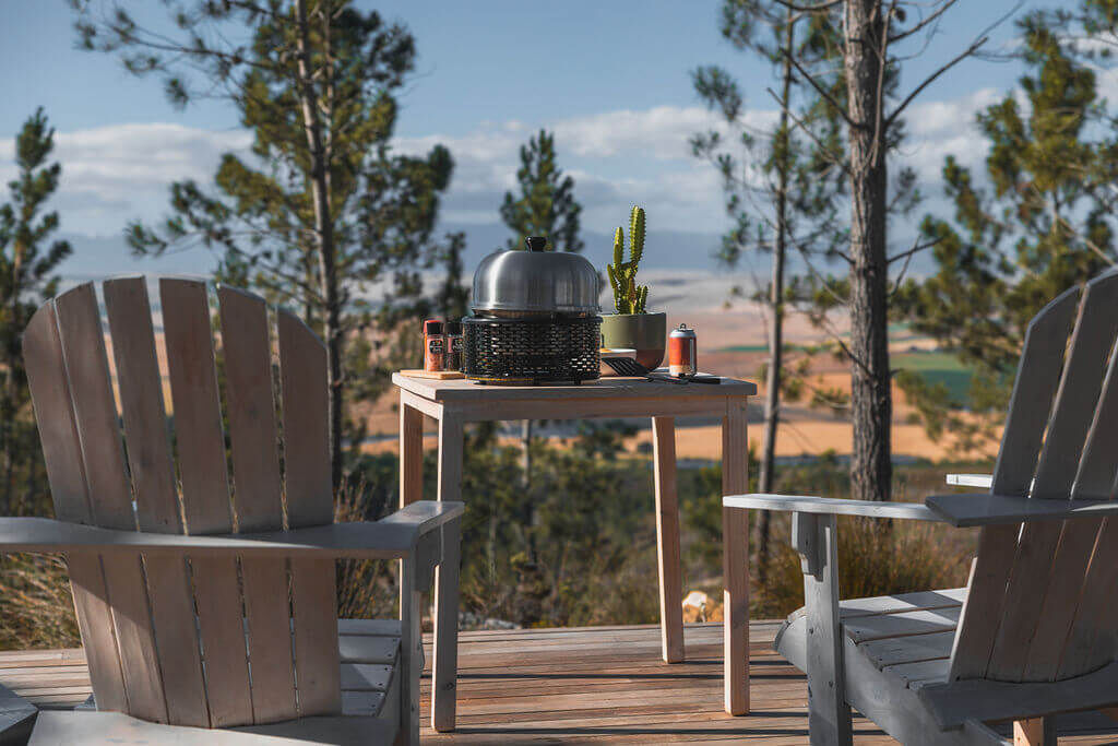 Cobb PRO BLACK Holzkohle Grill inkl. Grillplatte ~ 8-teilig inkl. Cobble Stone | SET 4 von Cobb