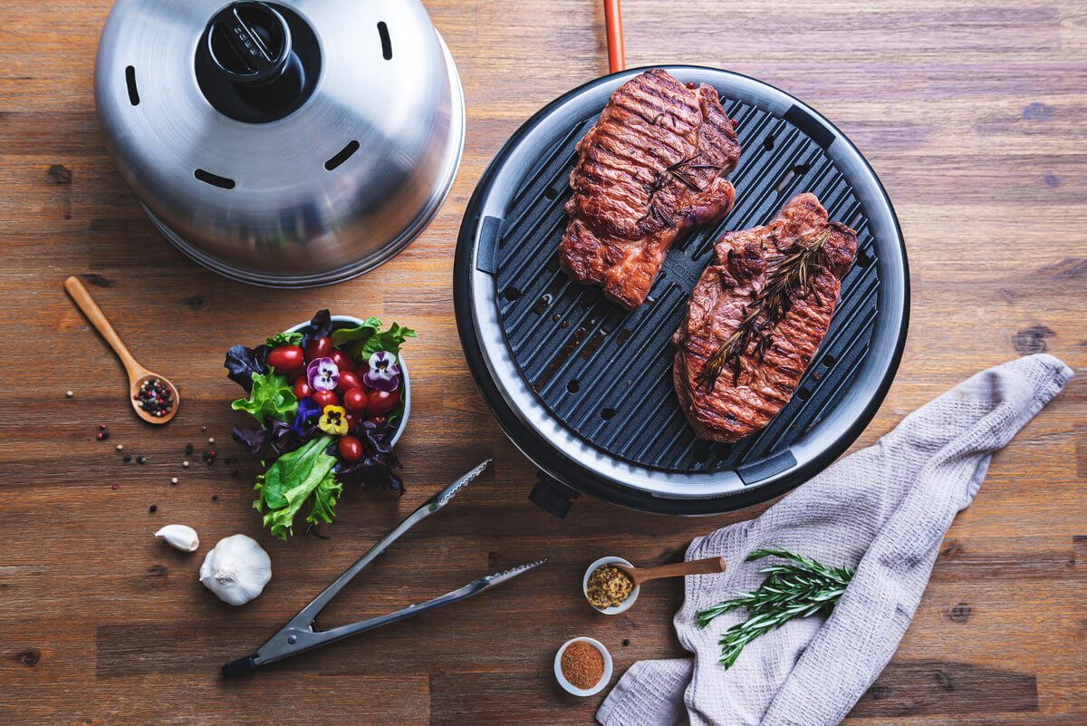 COBB 30 mbar Premier+ Gas DELUXE Camping Gasgrill für Wohnwagen Außensteckdose Komplett Set von Cobb