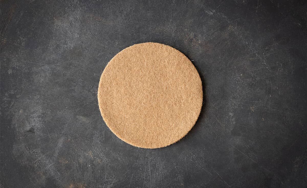 DENK Untersetzer Wolle 13 cm karamell für Schmelzfeuer Indoor
