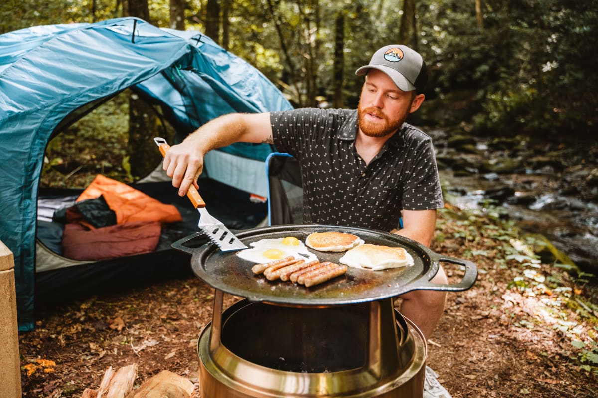Solo Stove Bonfire Gusseisen-Plancha mit Aufsatz von Solo Stove