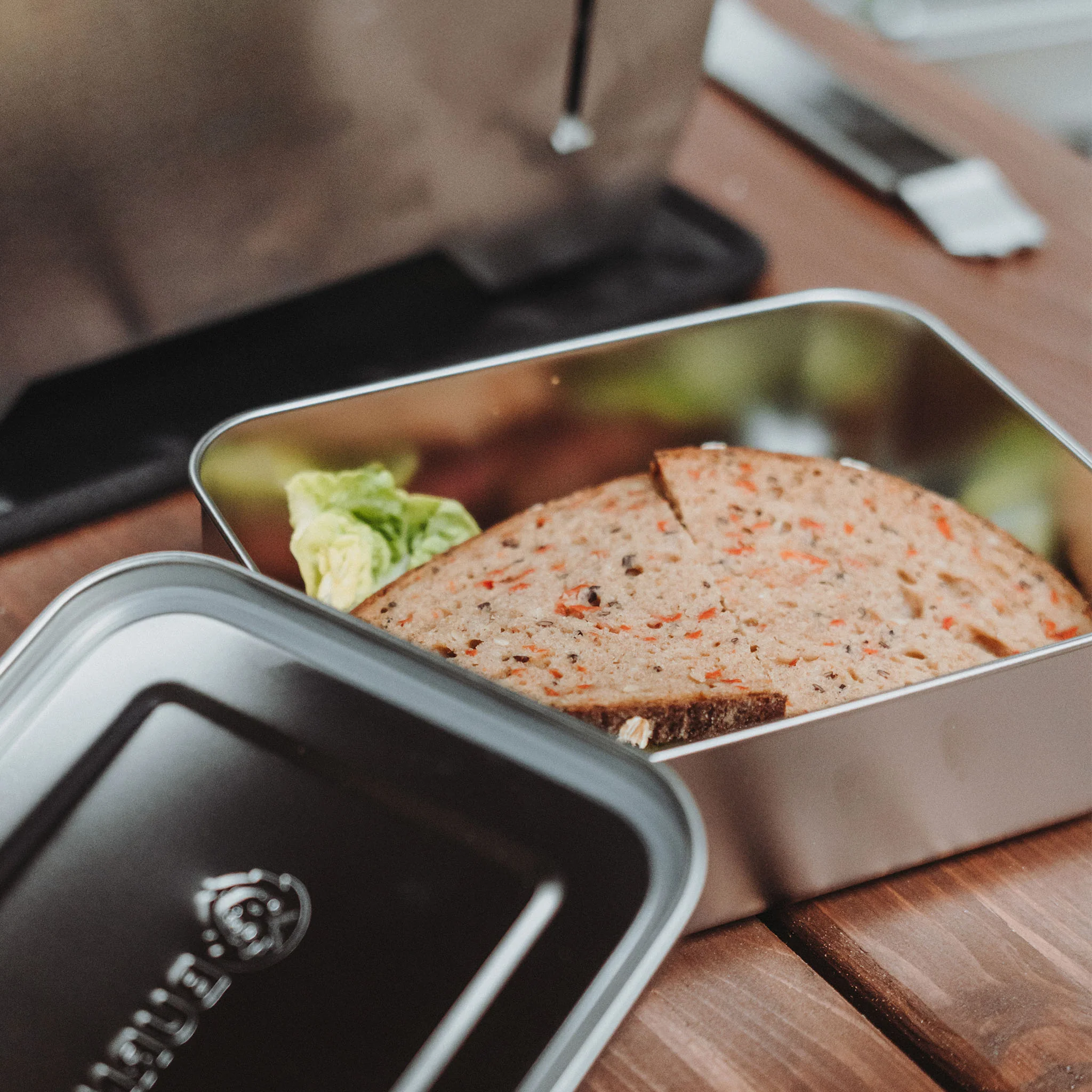BURNHARD JONES Kochgeschirr 2,4 Liter Edelstahl Die mobile Outdoor Küche für echte Grillfans von BURNHARD