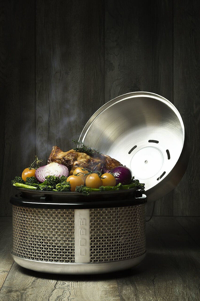 Cobb Premier AIR DELUXE Grill inkl. Air Deckel & Griddle+ (CO300-1) von Cobb