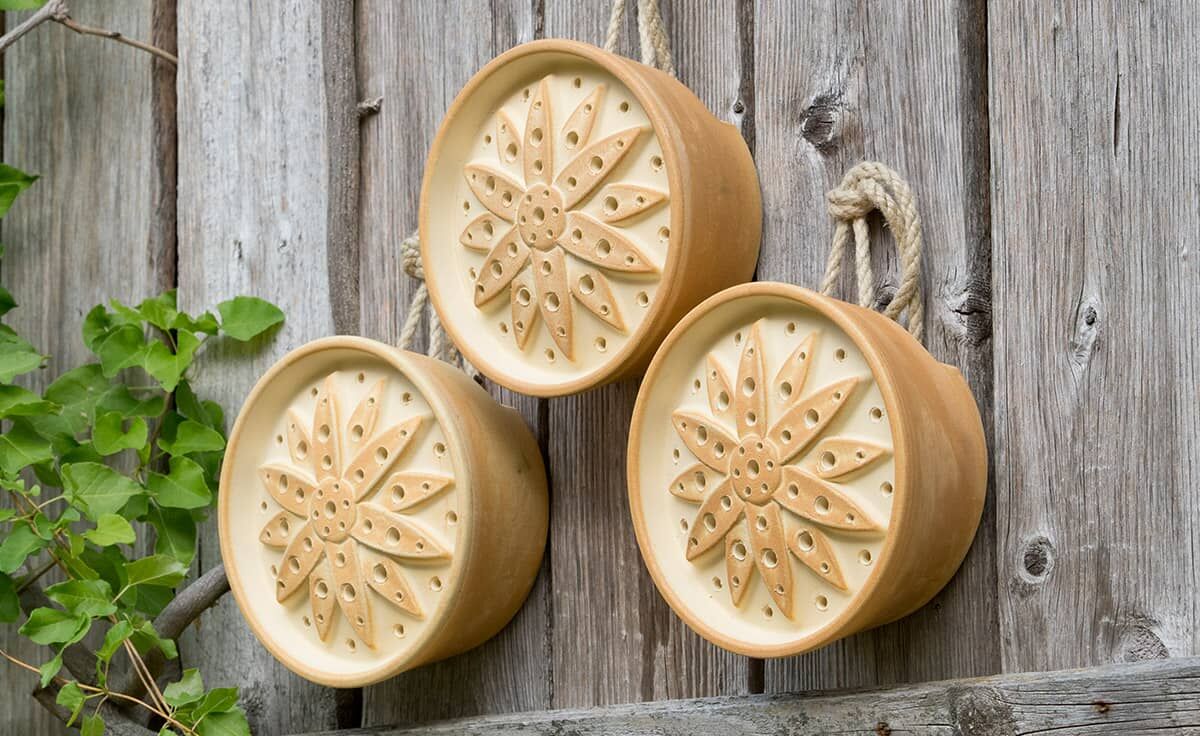 DENK Keramik Wildbienenhaus Blume CeraNatur® Set mit 3 Stück - WBHBS von DENK Keramik DENK Keramik Wildbienenhaus Blume CeraNatur® Set mit 3 Stück - WBHBS von DENK Keramik