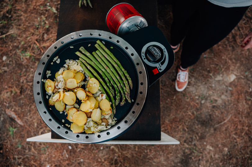 Cobb Gas Grill PRO BLACK inkl. Grillplatte + Tasche | Multifunktionsküche von Cobb