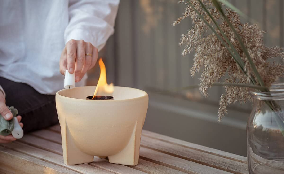 Schmelzfeuer Outdoor CeraNatur - Die windsichere Gartenfackel zum Kerzen-Recyceln - SFD von DENK Keramik