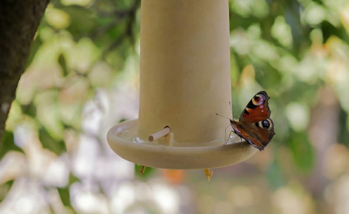 Denk Keramik 3in1 Insektenhaus mit Ohrwurmhaus, Florfliegenhaus und Insektentränke | OFI von DENK Keramik