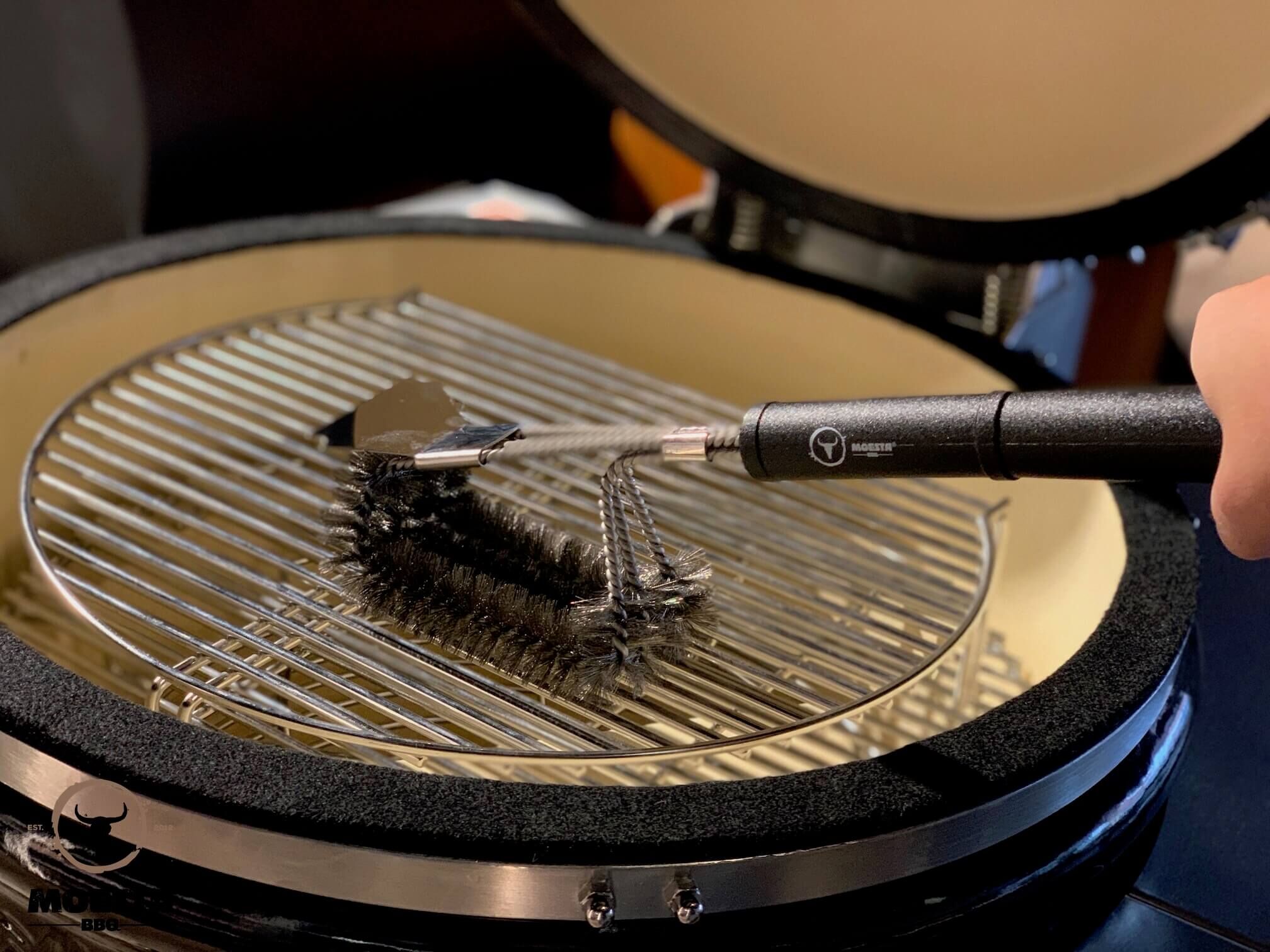 BBQ Brush No. 1 - Die Edestahlbürste unter den Grillbürsten ~ Moesta BBQ von Moesta BBQ BBQ Brush No. 1 - Die Edestahlbürste unter den Grillbürsten ~ Moesta BBQ von Moesta BBQ